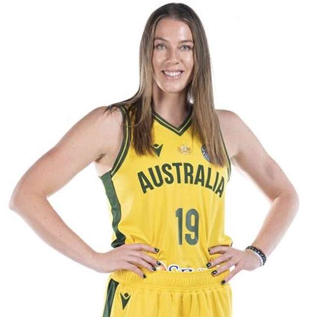 山东女篮官宣萨拉·布莉卡夫斯加盟，将联手张子宇征战WCBA